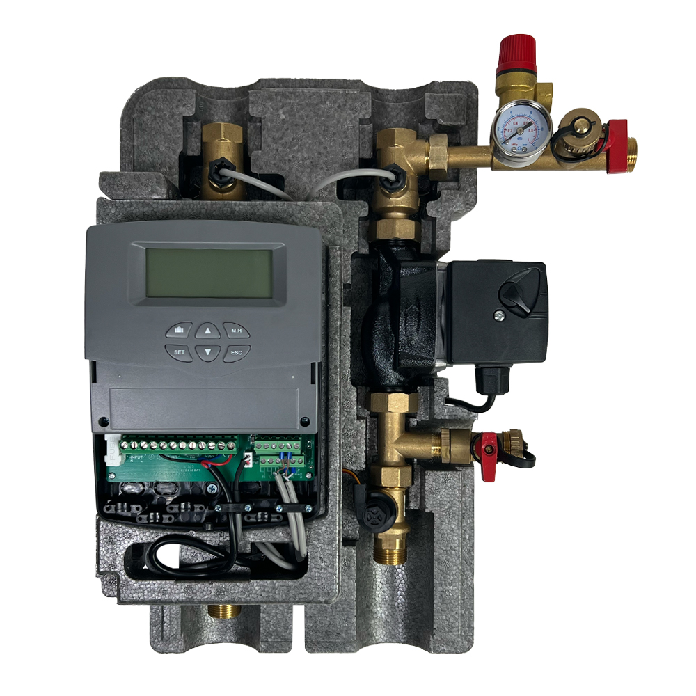 SR21L_03 Solarstation SR21L – inkl. SR258 Solarsteuerung und Grundfos Solar 15-65 Hocheffizienzpumpe