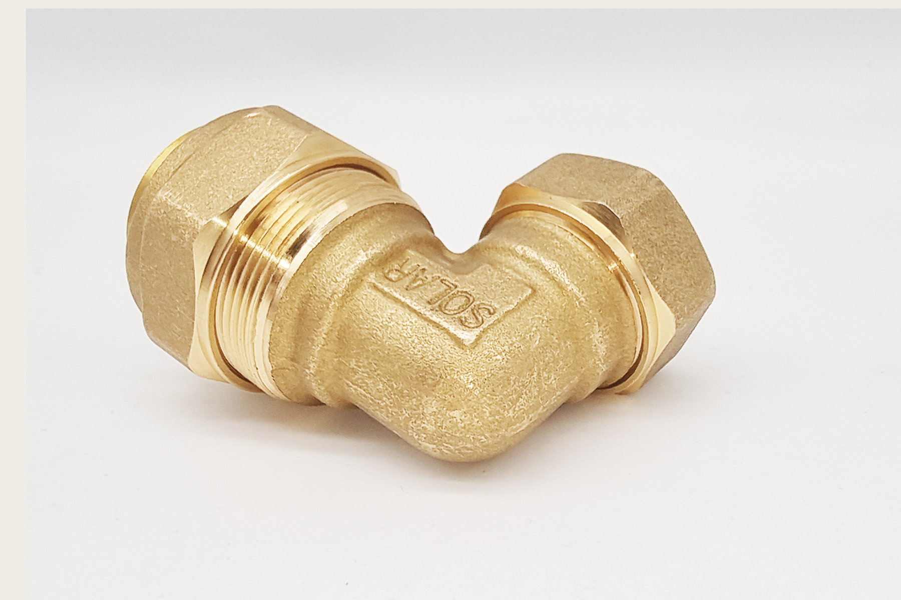 Winkel-Schnellverschraubung 90° DN16 auf 22mm Kupfer – Solarwellrohr Fitting Winkel-Schnellverschraubung 90° DN16 auf 22mm Kupfer – Solarwellrohr Fitting